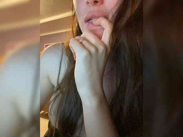 IamShy webcam