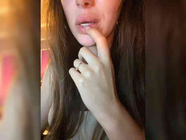 IamShy webcam