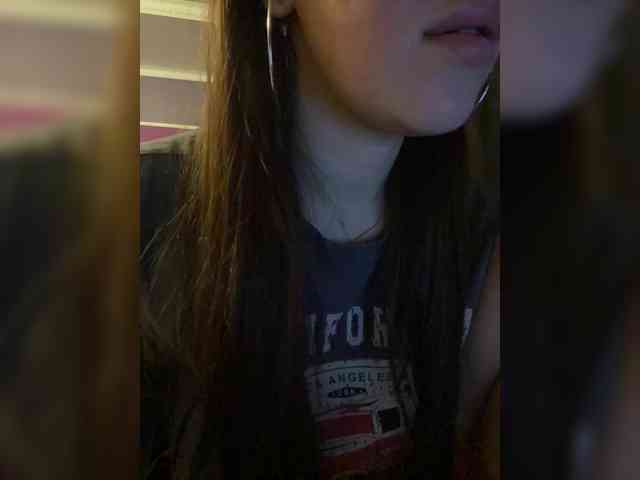 IamShy webcam