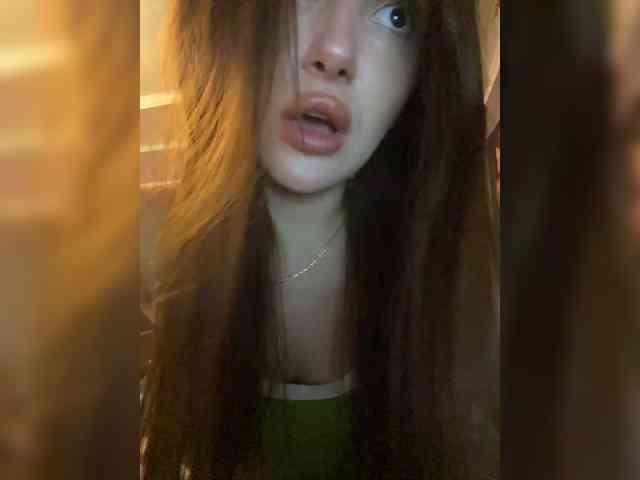 IamShy webcam