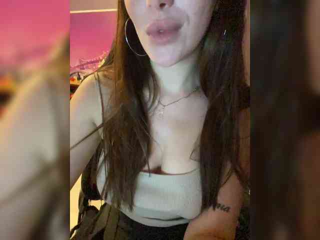 IamShy webcam