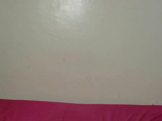 PrettyBarbie's Live Webcam