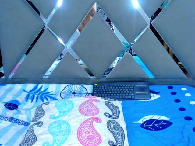 BunnyLove-'s BongaCams profile