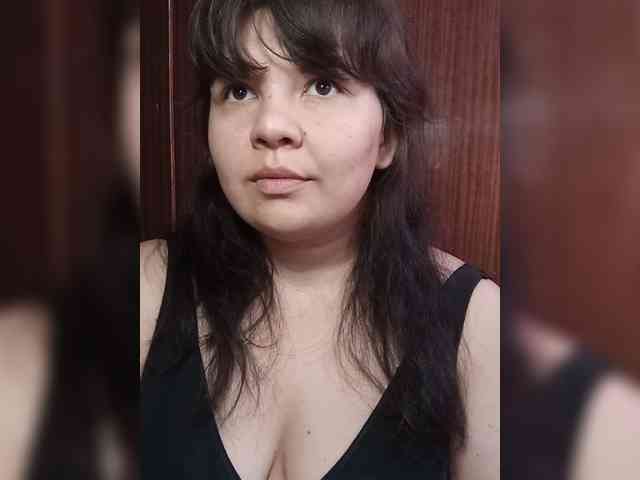 Milana_mimi webcam