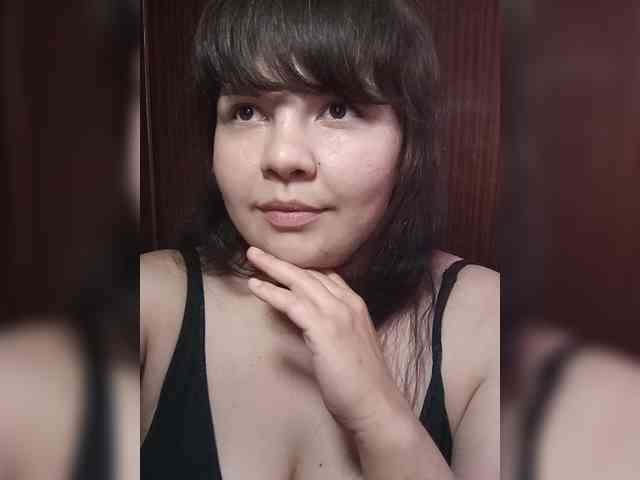 Milana_mimi webcam
