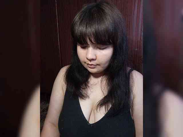 Milana_mimi webcam