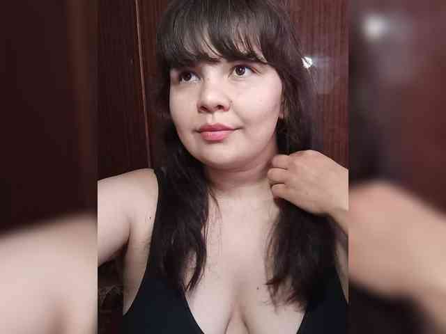 Milana_mimi webcam