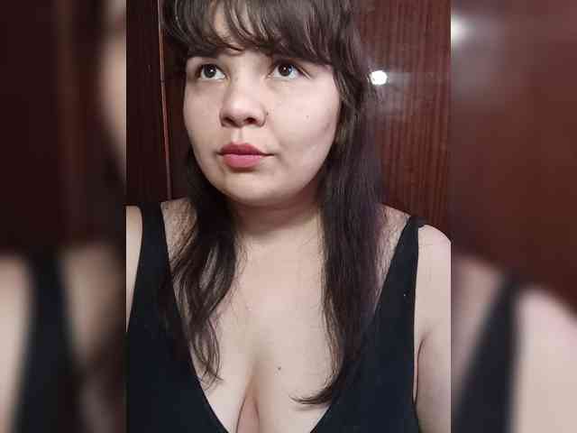 Milana_mimi webcam