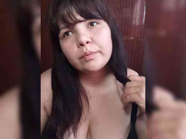 Milana_mimi webcam