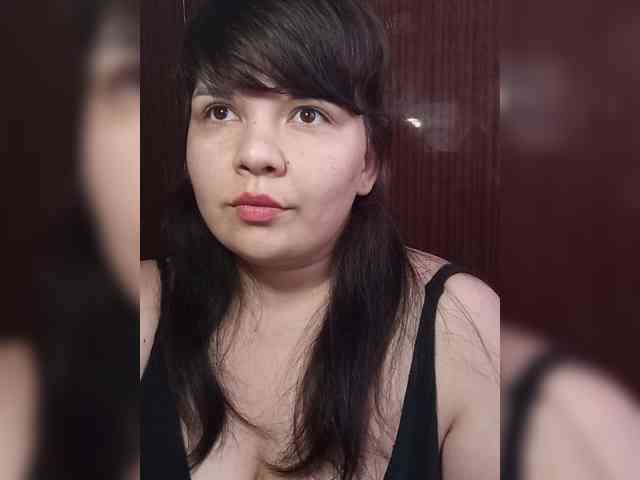 Milana_mimi webcam