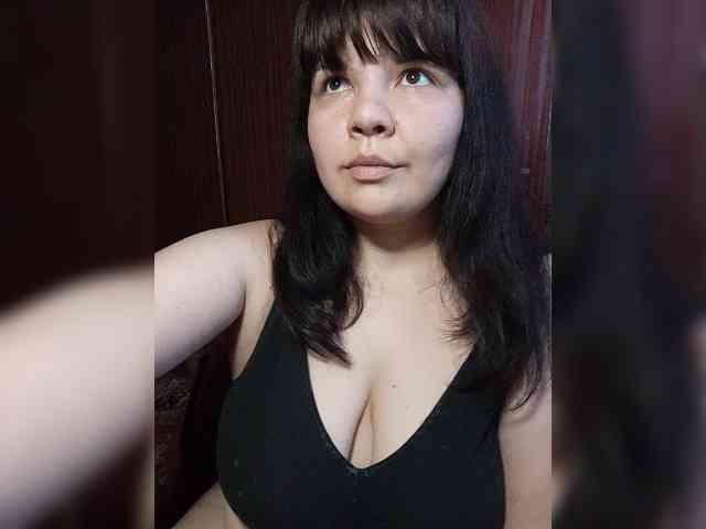 Milana_mimi webcam