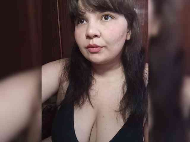 Milana_mimi webcam
