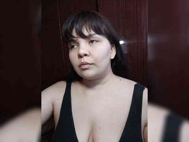 Milana_mimi webcam