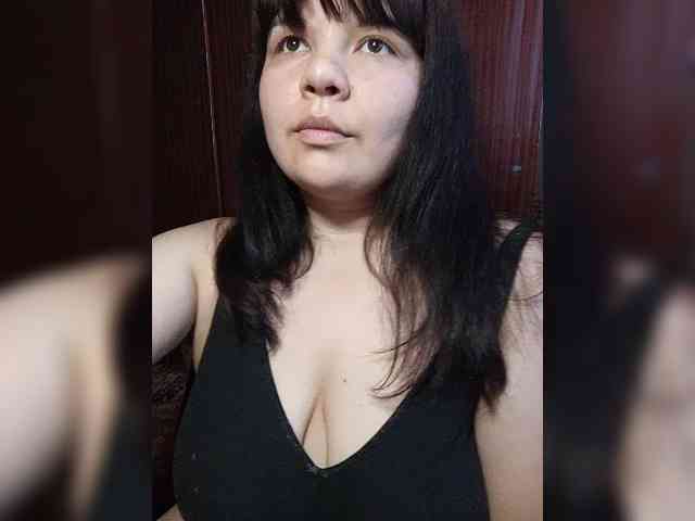Milana_mimi webcam