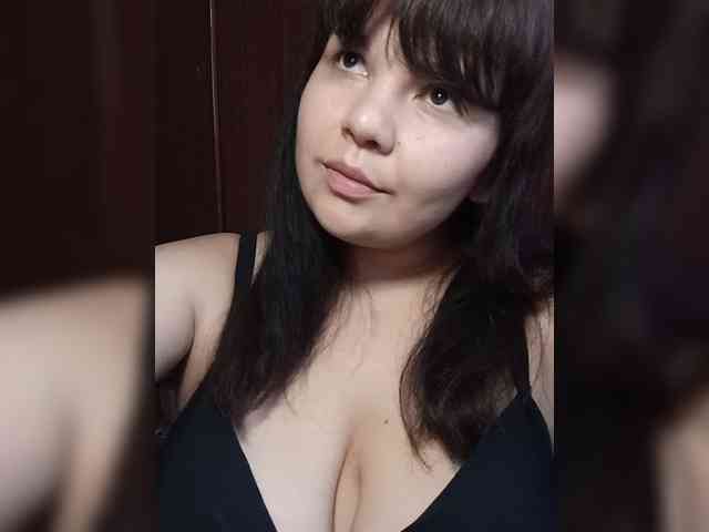 Milana_mimi webcam
