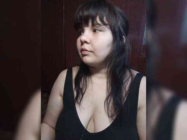 Milana_mimi webcam