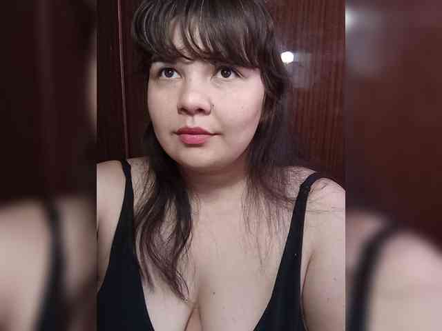 Milana_mimi webcam