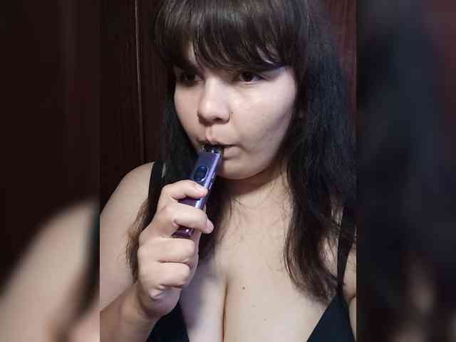 Milana_mimi webcam