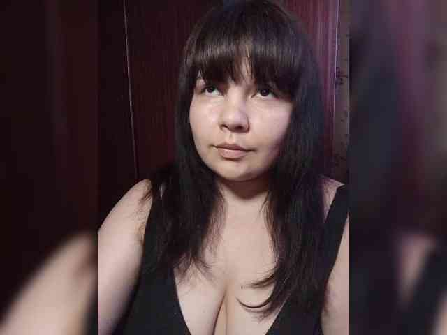 Milana_mimi webcam