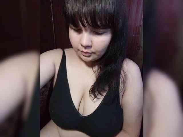 Milana_mimi webcam