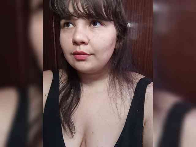 Milana_mimi webcam