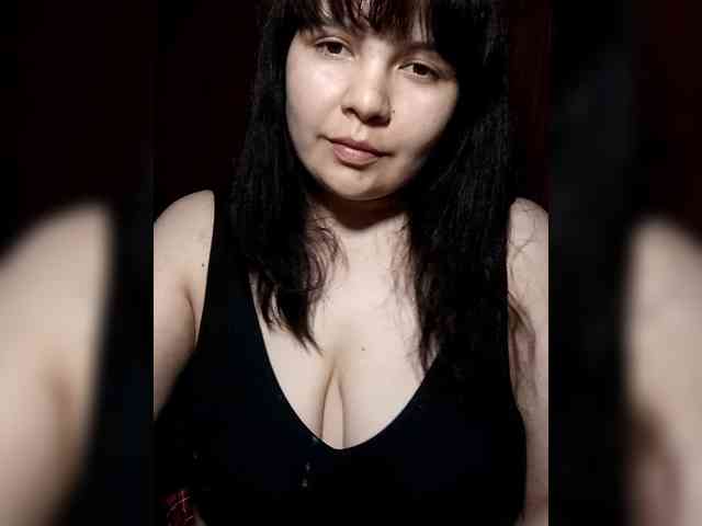 Milana_mimi webcam