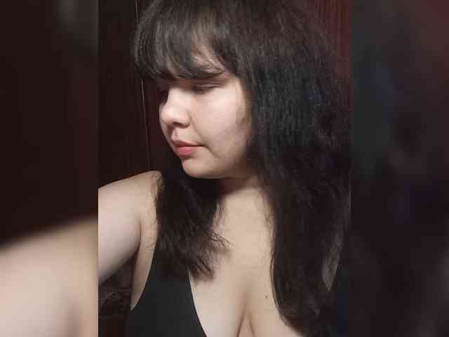 Milana_mimi webcam
