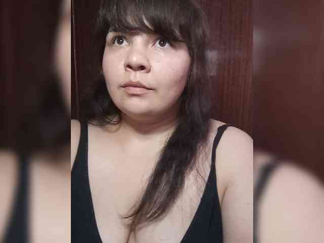 Milana_mimi webcam