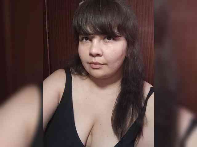Milana_mimi webcam