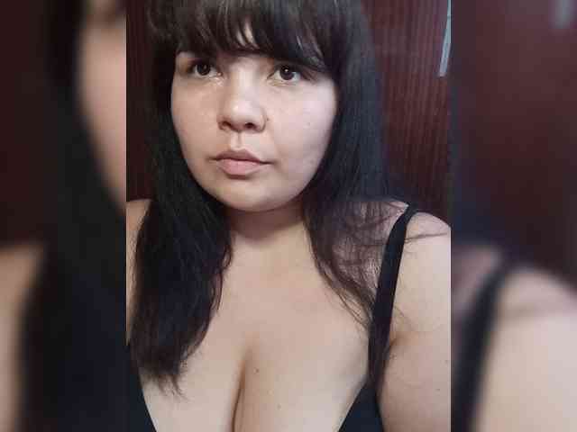 Milana_mimi webcam