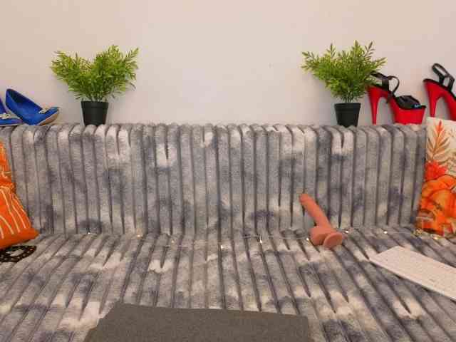 MyaDevil webcam