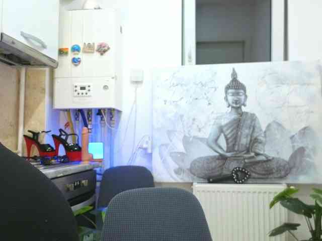 MyaDevil webcam