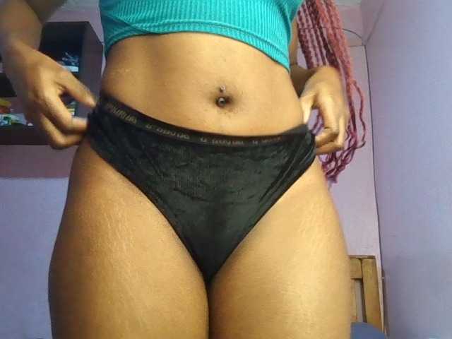 Sweetjoly live cam