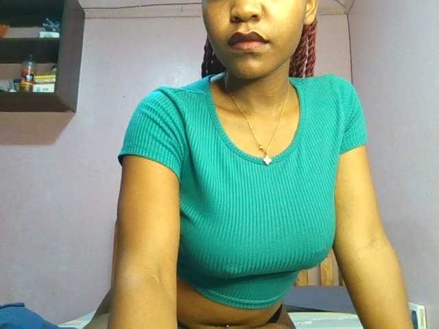 Sweetjoly live cam