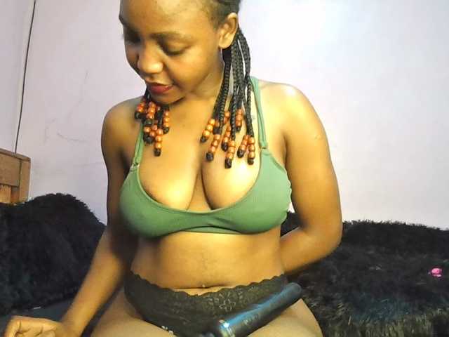Smileybarb live cam preview