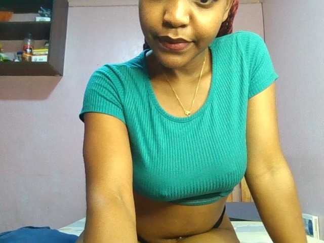 Sweetjoly live cam