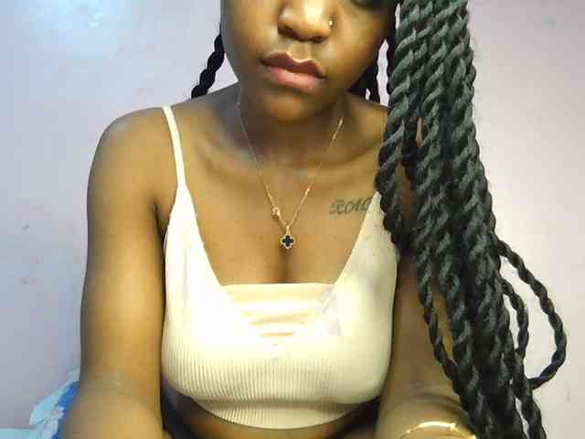 Sweetjoly Live Webcam on BongaCams