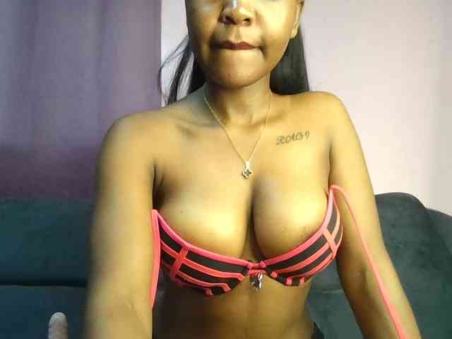 Sweetjoly Live Webcam on BongaCams