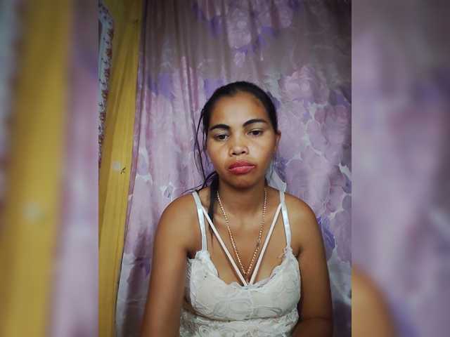 Jijikwella live cam on BongaCams