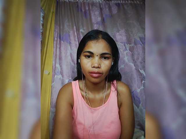 Jijikwella live cam on BongaCams