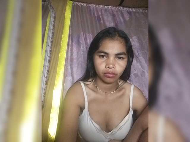 Jijikwella live cam on BongaCams
