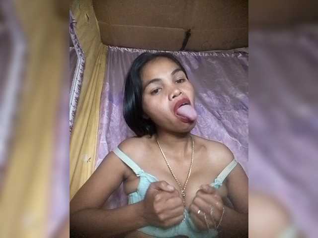 Jijikwella live cam on BongaCams
