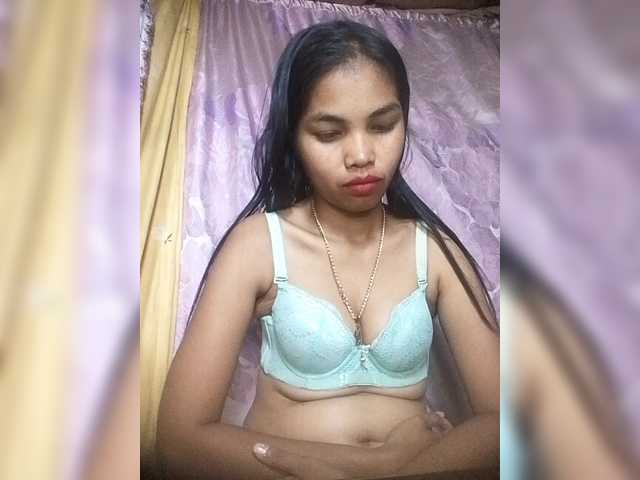 Jijikwella live cam on BongaCams