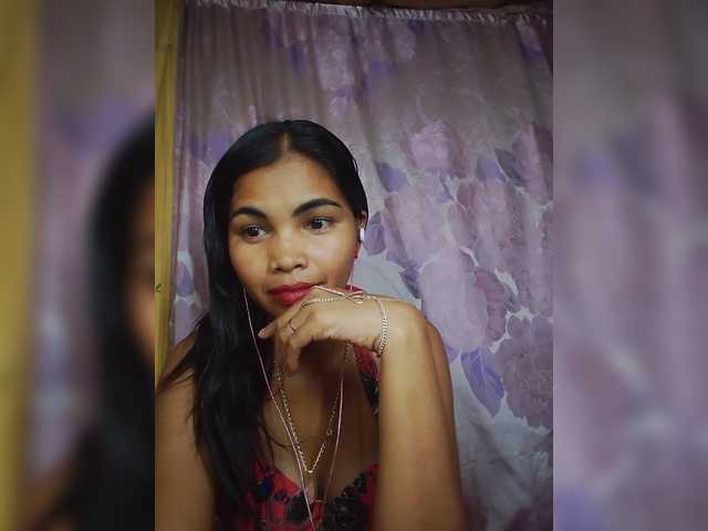 Jijikwella live cam on BongaCams