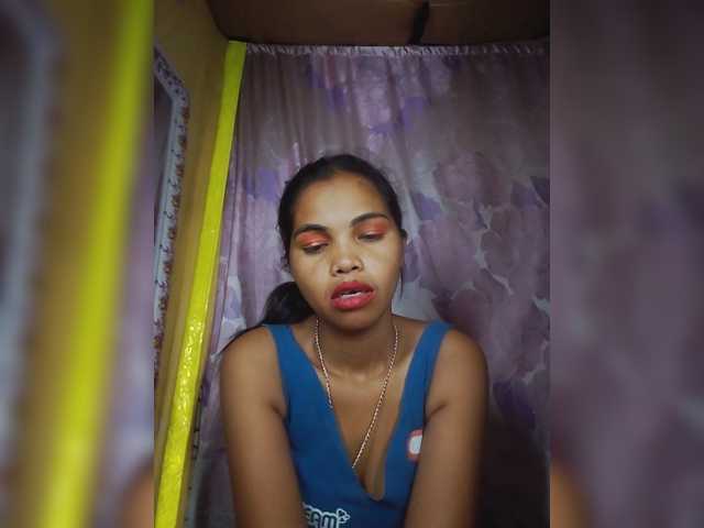 Jijikwella live cam on BongaCams