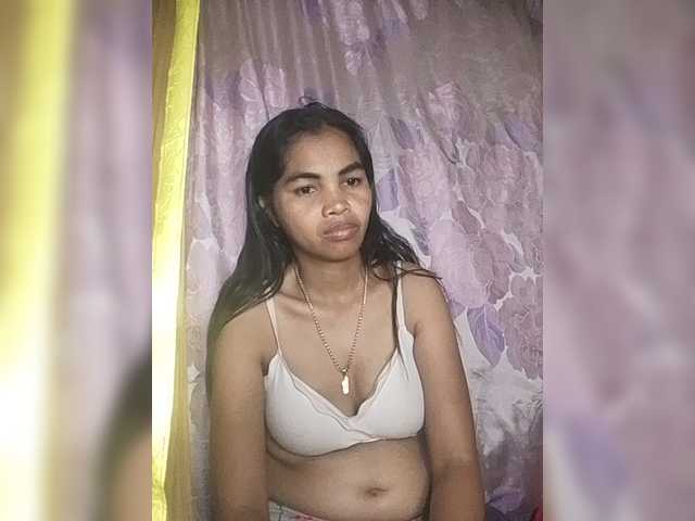 Jijikwella live cam on BongaCams