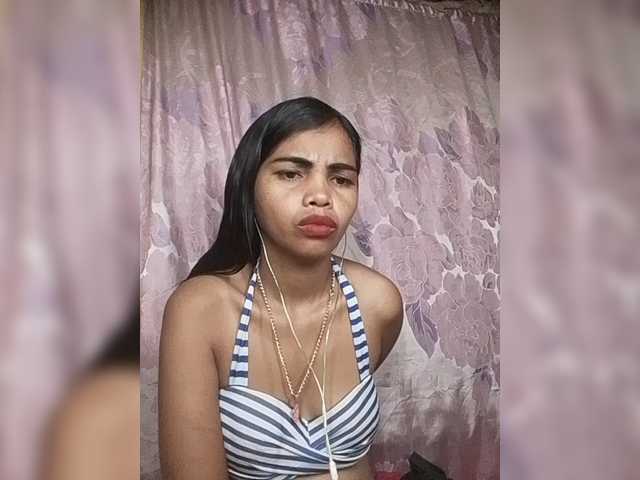 Jijikwella live cam on BongaCams