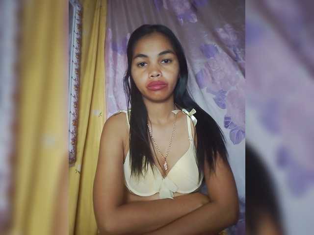Jijikwella live cam on BongaCams