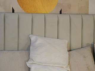 MiaJolie Porn Show