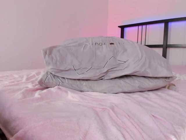 FloraAmbers live cam on BongaCams